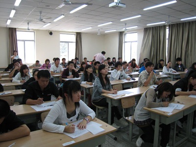 中国传媒大学2010年成考专业加试顺利举行